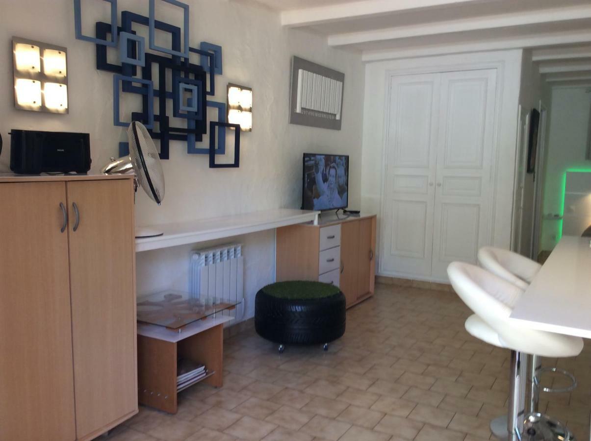 89 Le Grand Pin Apartment Сен Максим Екстериор снимка